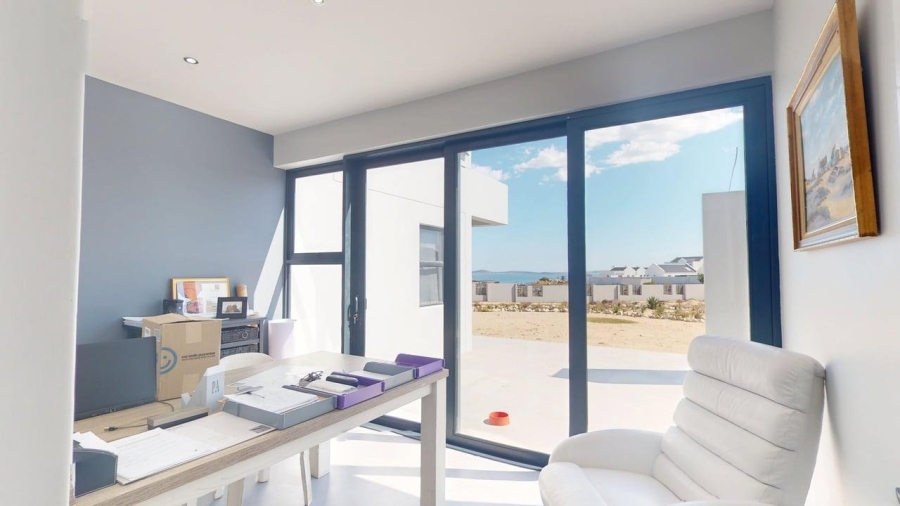 3 Bedroom Property for Sale in Olifantskop Western Cape
